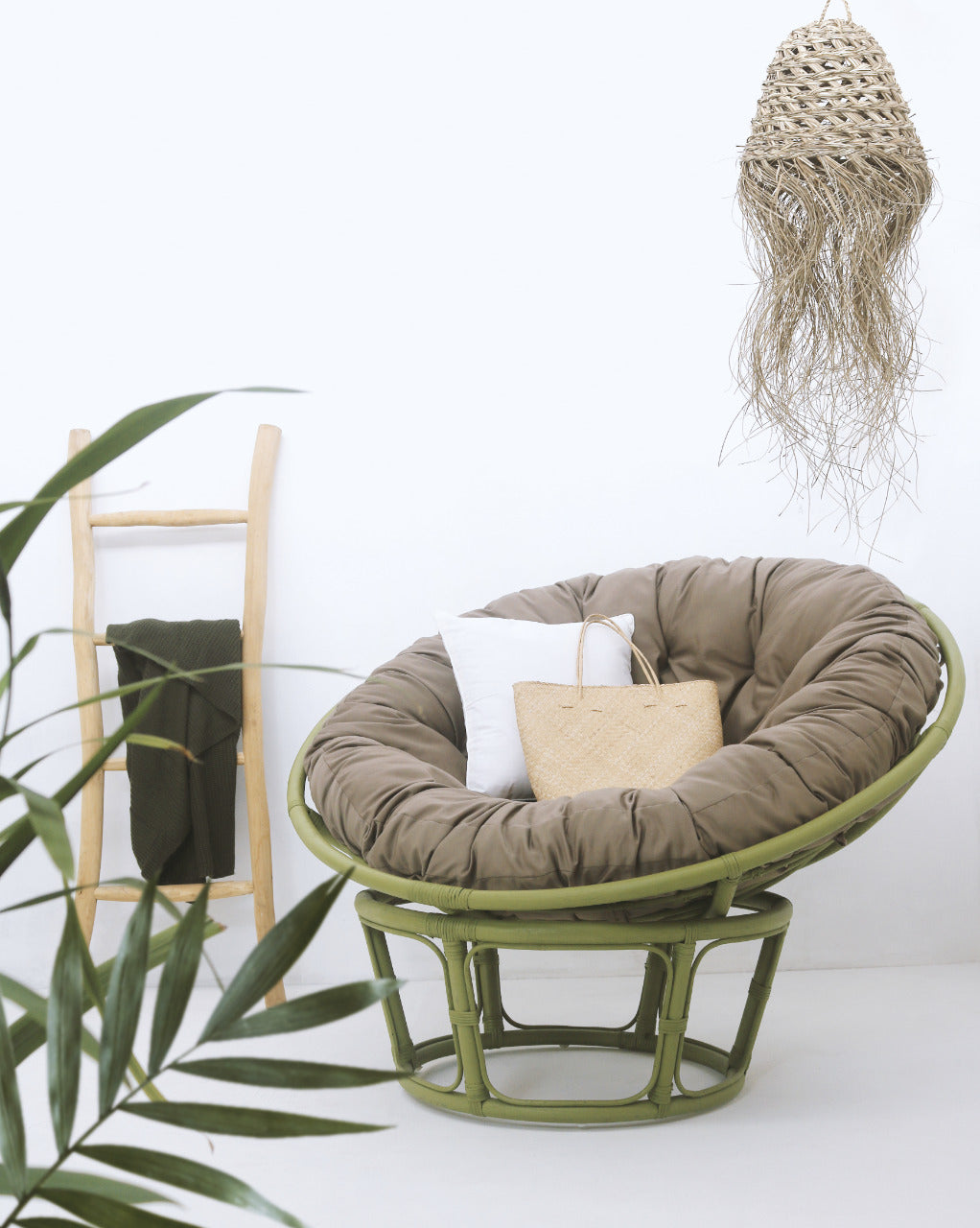 Papasan Chair With Brown Cushion
