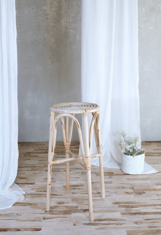 Bali Furniture – Lignano Bar Chair – The Lignano Bar Chair brings warmth, tex