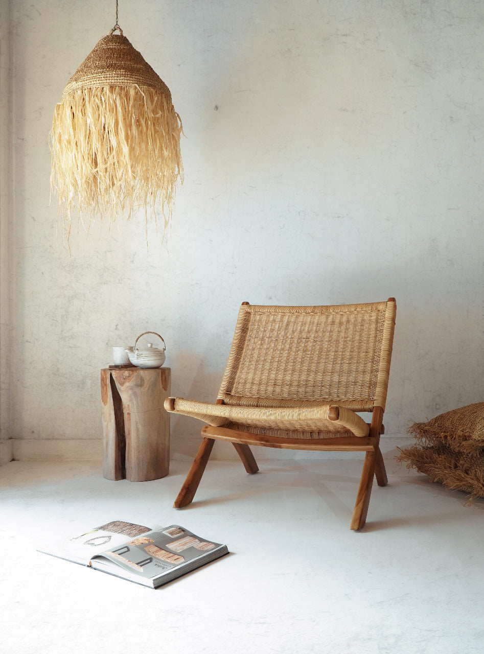 Catania folding chair in natural materials – handmade boho furniture from Bali