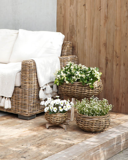 Bali Furniture – Toumpa Round Low Planter Set Of Three With Plastic
