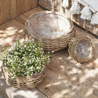Bali Furniture – Toumpa Round Low Planter Set Of Three With Plastic