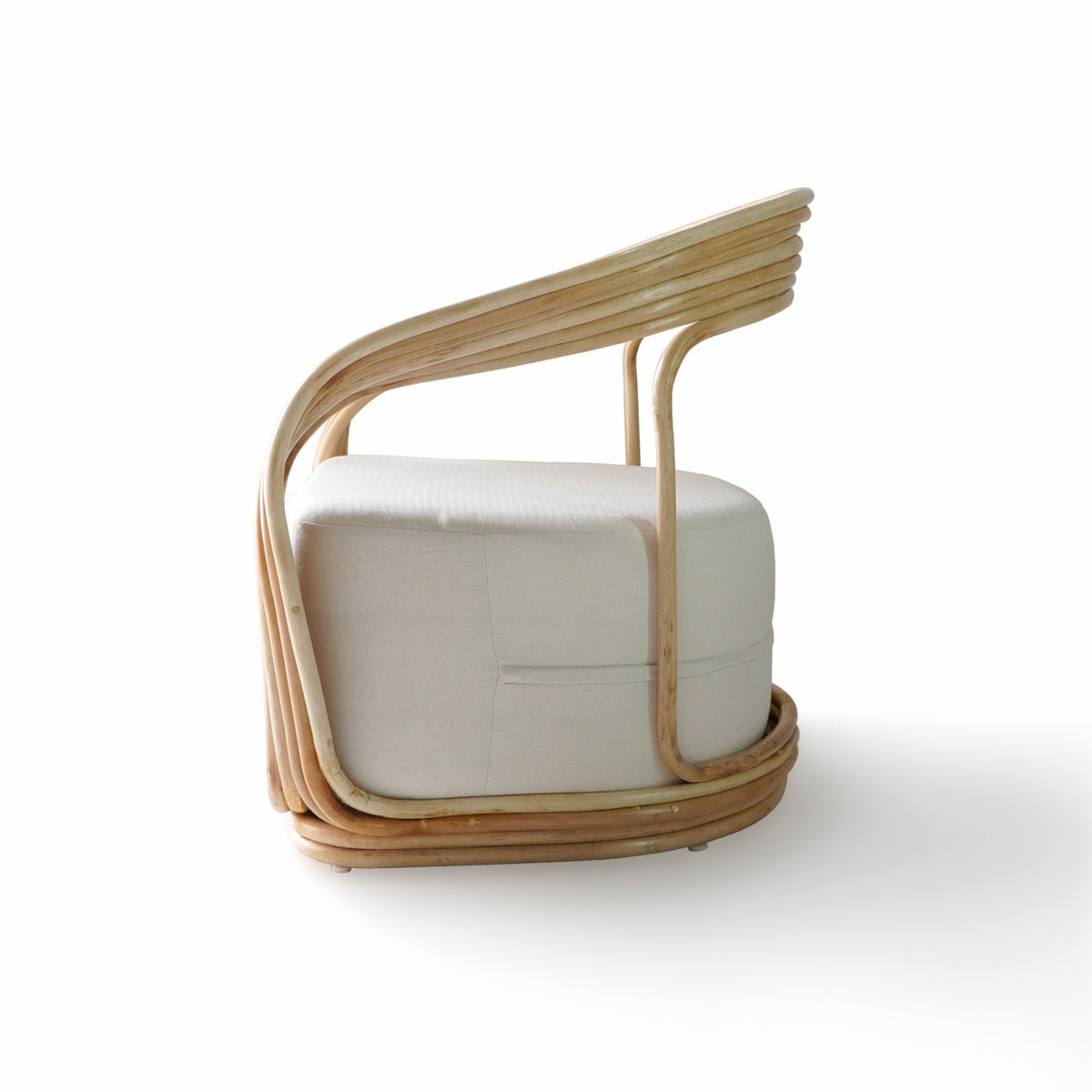Handcrafted rattan armchair – Bonita Arm, boho furniture from BaliSouk
