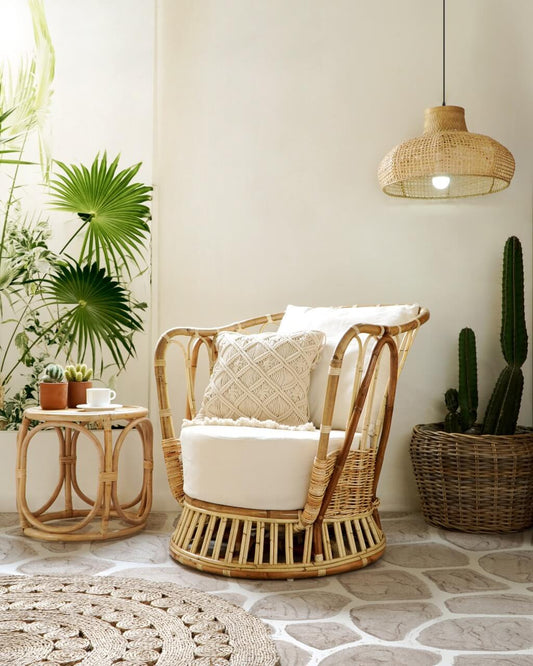 Bali Furniture – Solomon Lounge Chair With White Cushion Set