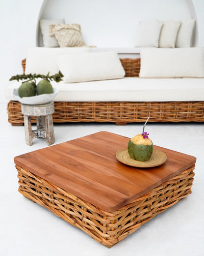 Oceane Living Set Of Three With White Cushion Set