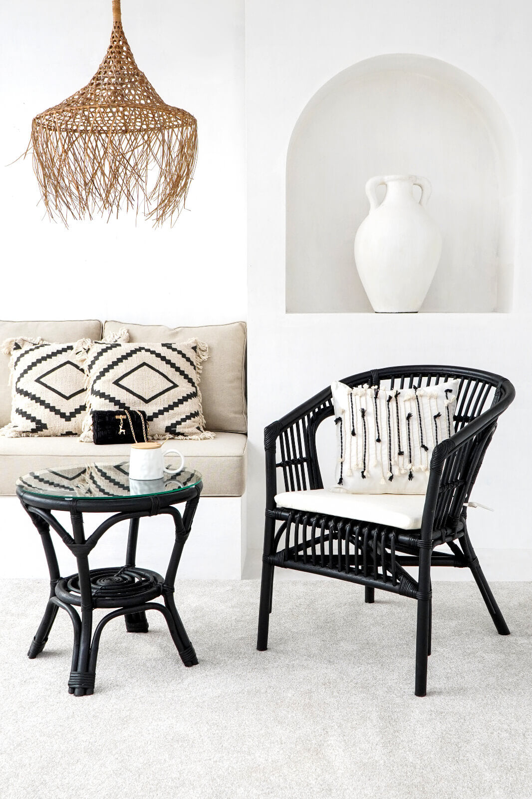 Dion Round Table With Glass Top 5Mm