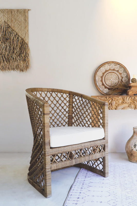 Bali Furniture – Blossom Armchair With White Seat Cushion – The Blossom Armchair With White Seat Cus