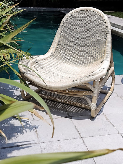 Handmade rattan lounge chair – the Belladonna, boho furniture made in Bali