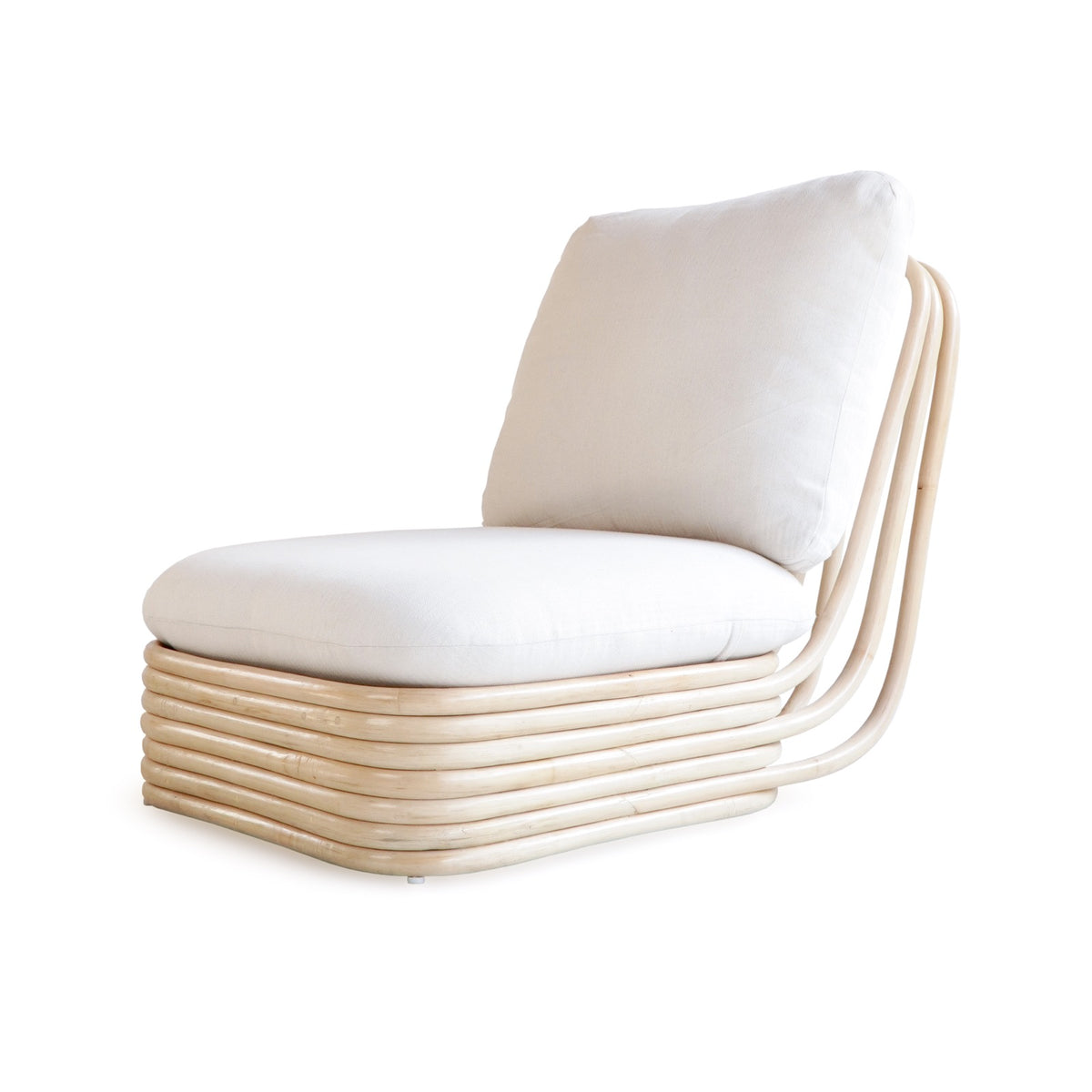 Meadow lounge chair in natural materials – boho furniture by BaliSouk