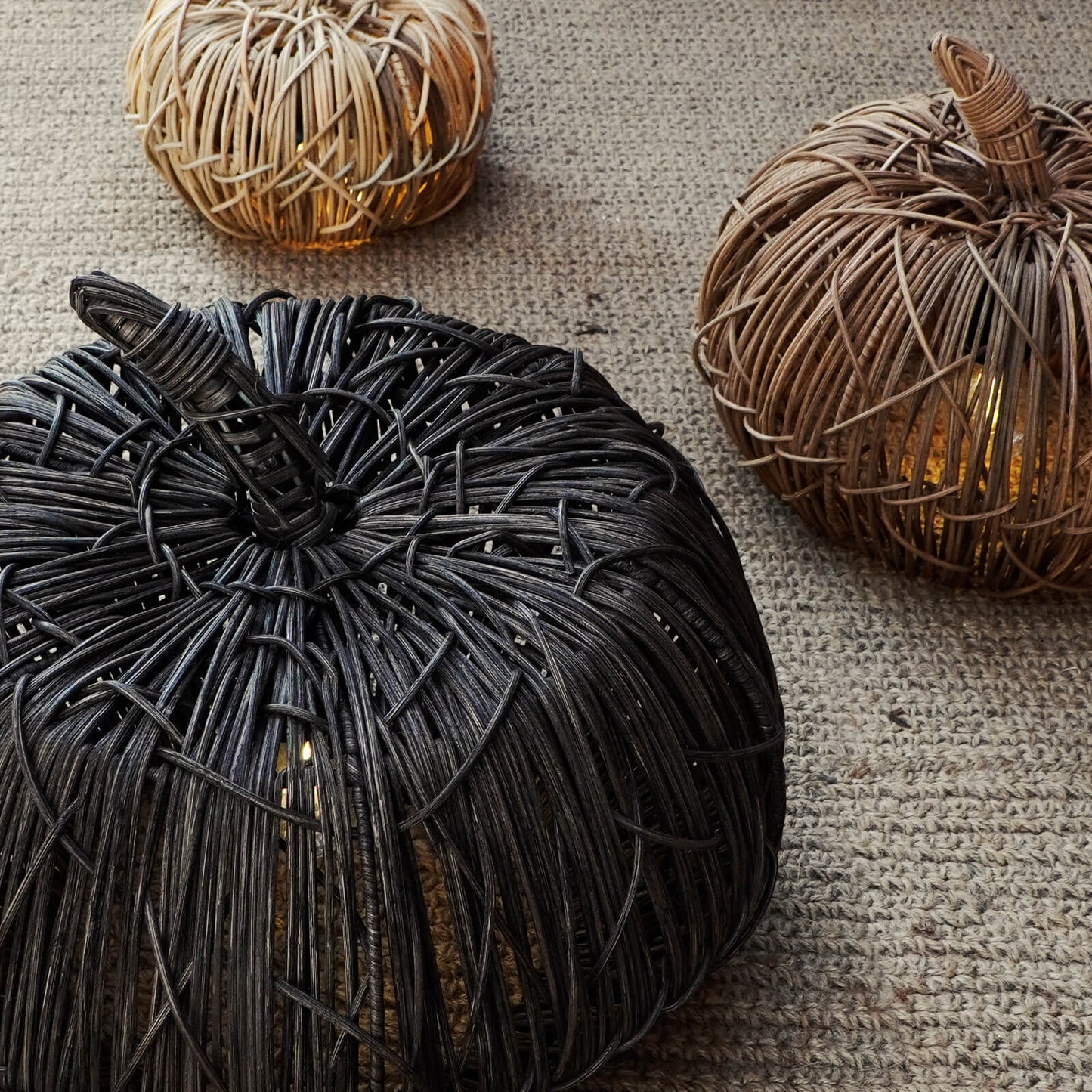 Bali Furniture – Pumpkin Lantern Set Of Three