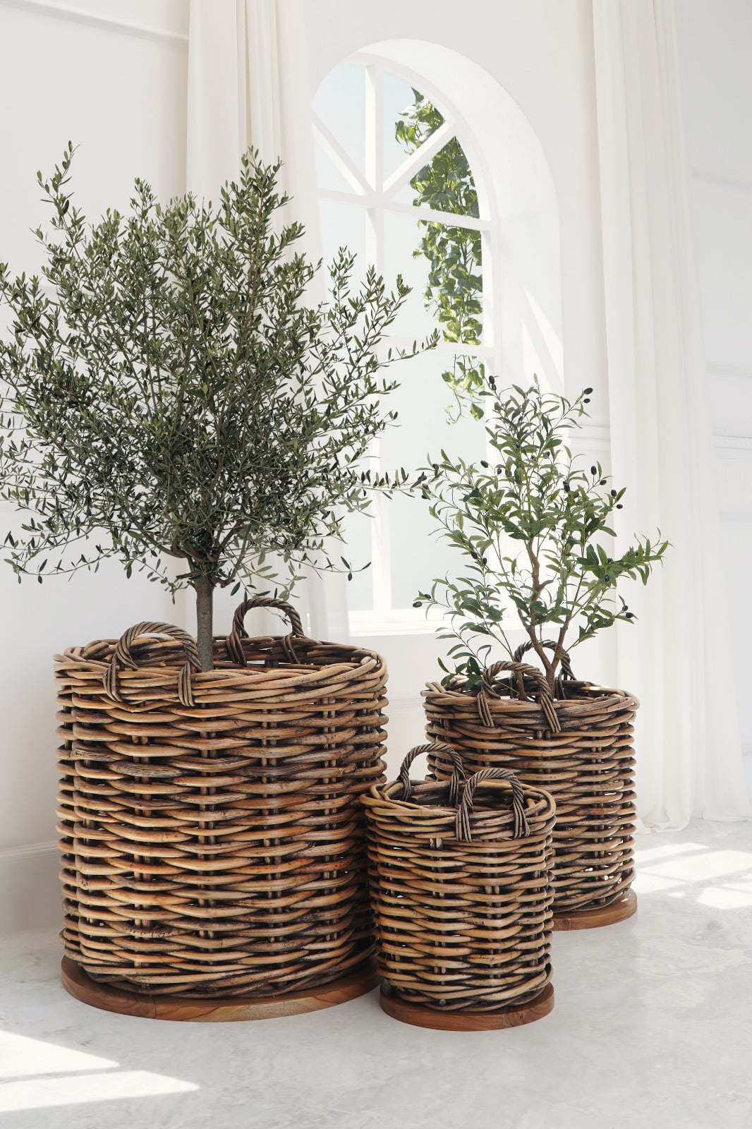 Saint Tropez basket by BaliSouk – boho decor made in Bali