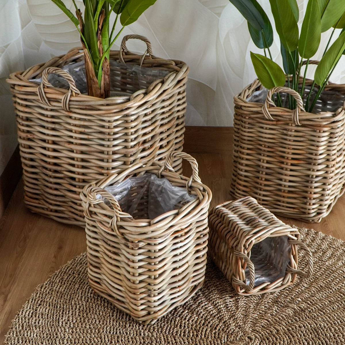 Handmade rattan basket – the Saint Tropez, boho decor made in Bali