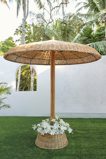 teak garden umbrella Raine – boho decor handcrafted in Bali by BaliSouk (view 2)