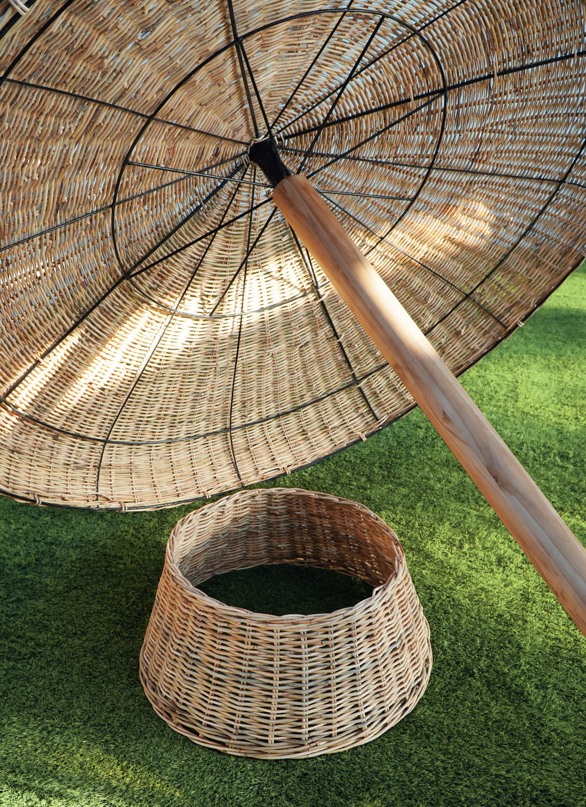 teak garden umbrella Raine – boho decor handcrafted in Bali by BaliSouk (view 3)