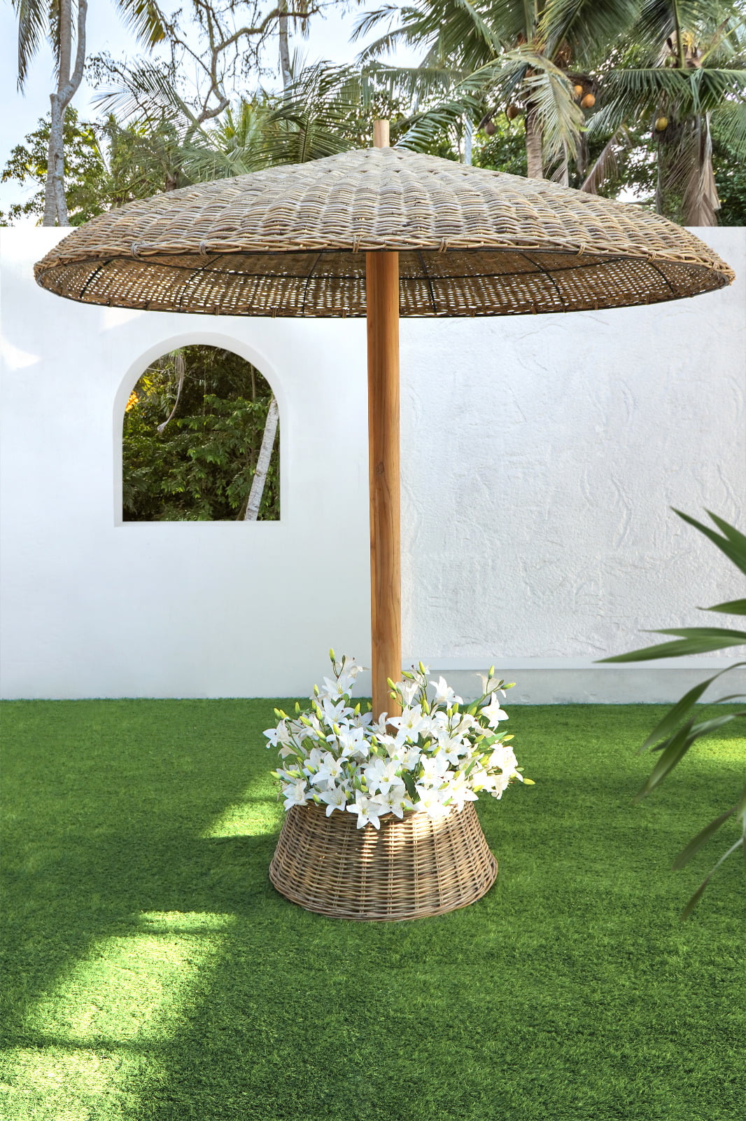 teak garden umbrella Raine – boho decor handcrafted in Bali by BaliSouk (view 4)