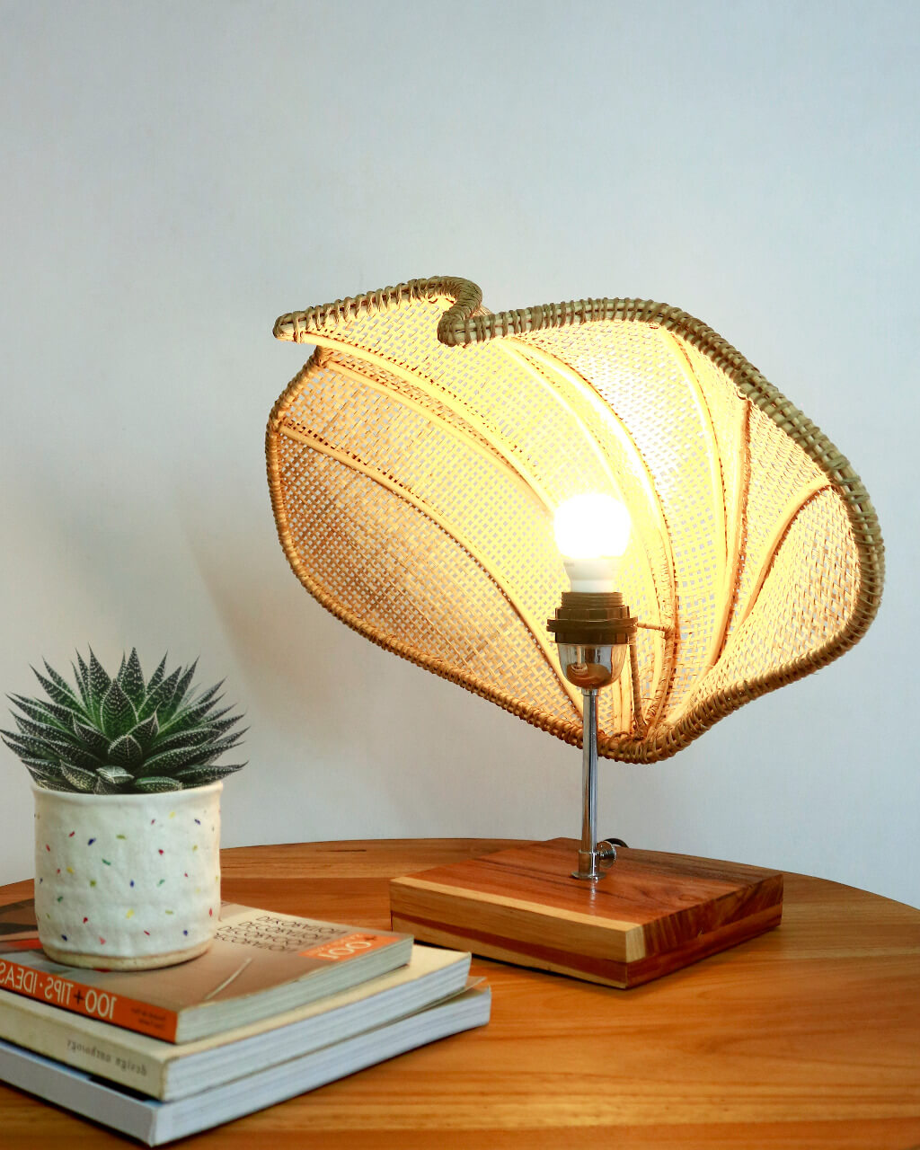 Bali Furniture – Sheila Table Shell Lamp  Big Without Electric Cable