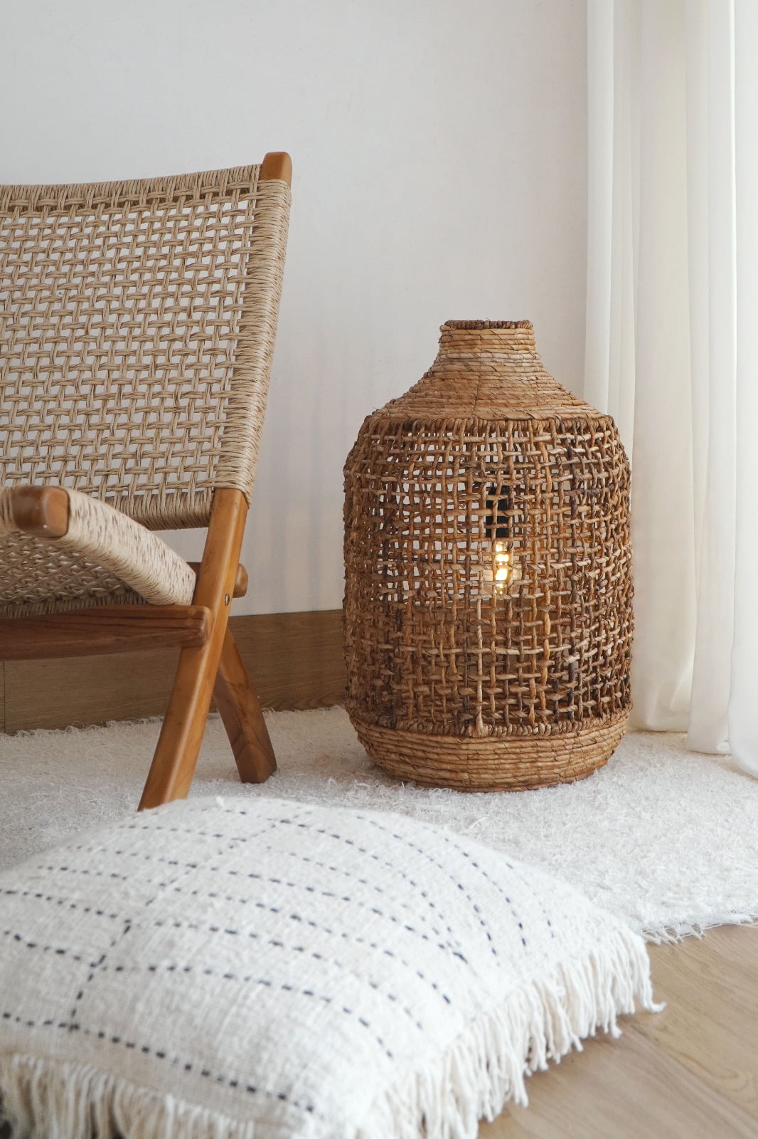 The Gibson lamp – natural materials, boho decor handmade in Bali