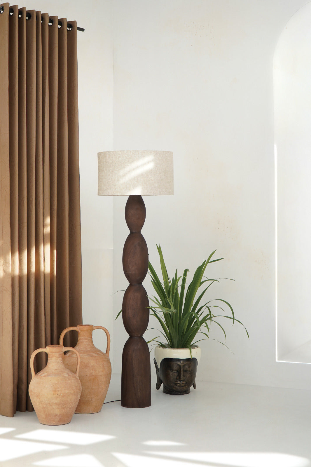 Teak floor lamp Fotis Standing – boho decor, handwoven and handmade in Bali