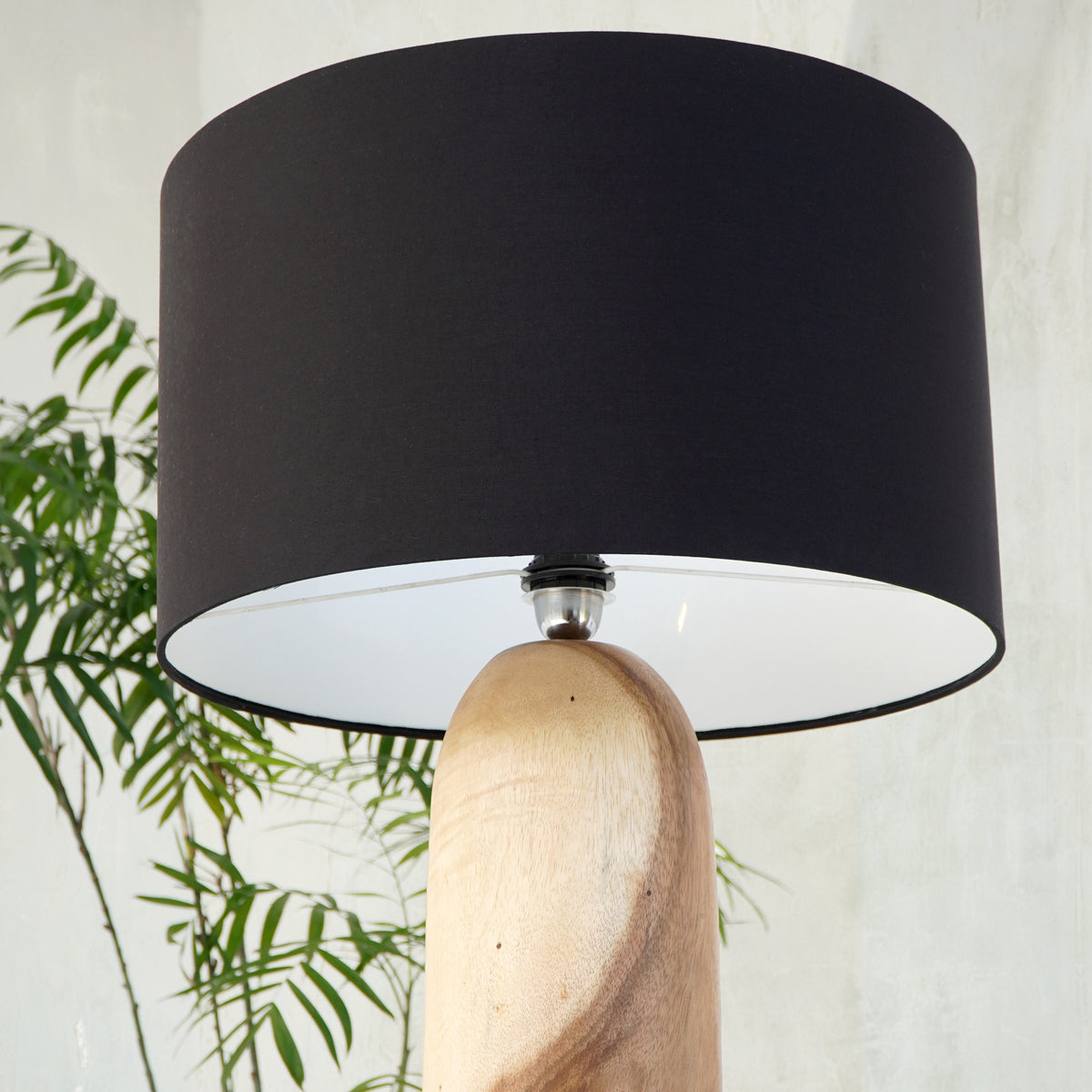 Teak floor lamp Daiki Standing – handmade in Bali, boho style