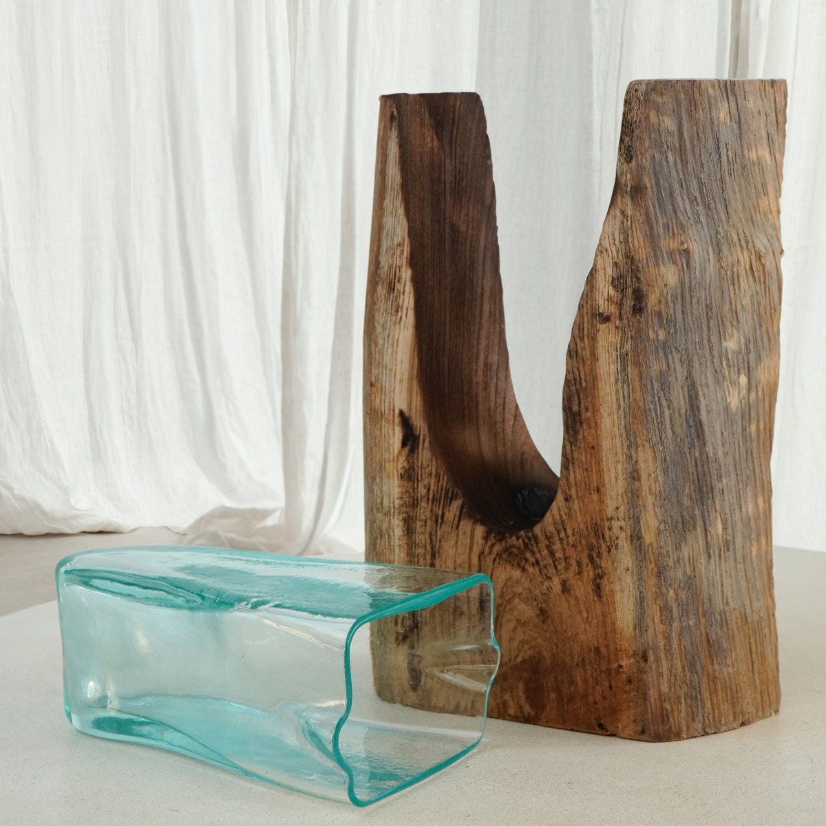 teak vase Dulcie Small – boho decor handcrafted in Bali by BaliSouk (view 2)