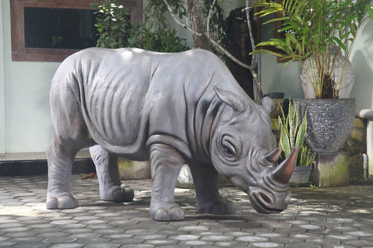 Rinocerus Statue