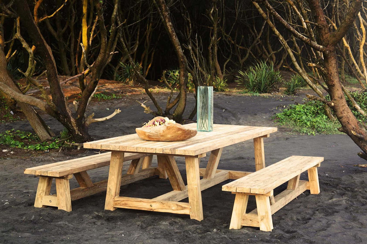 The Ithaka dining table – natural materials, boho furniture handmade in Bali