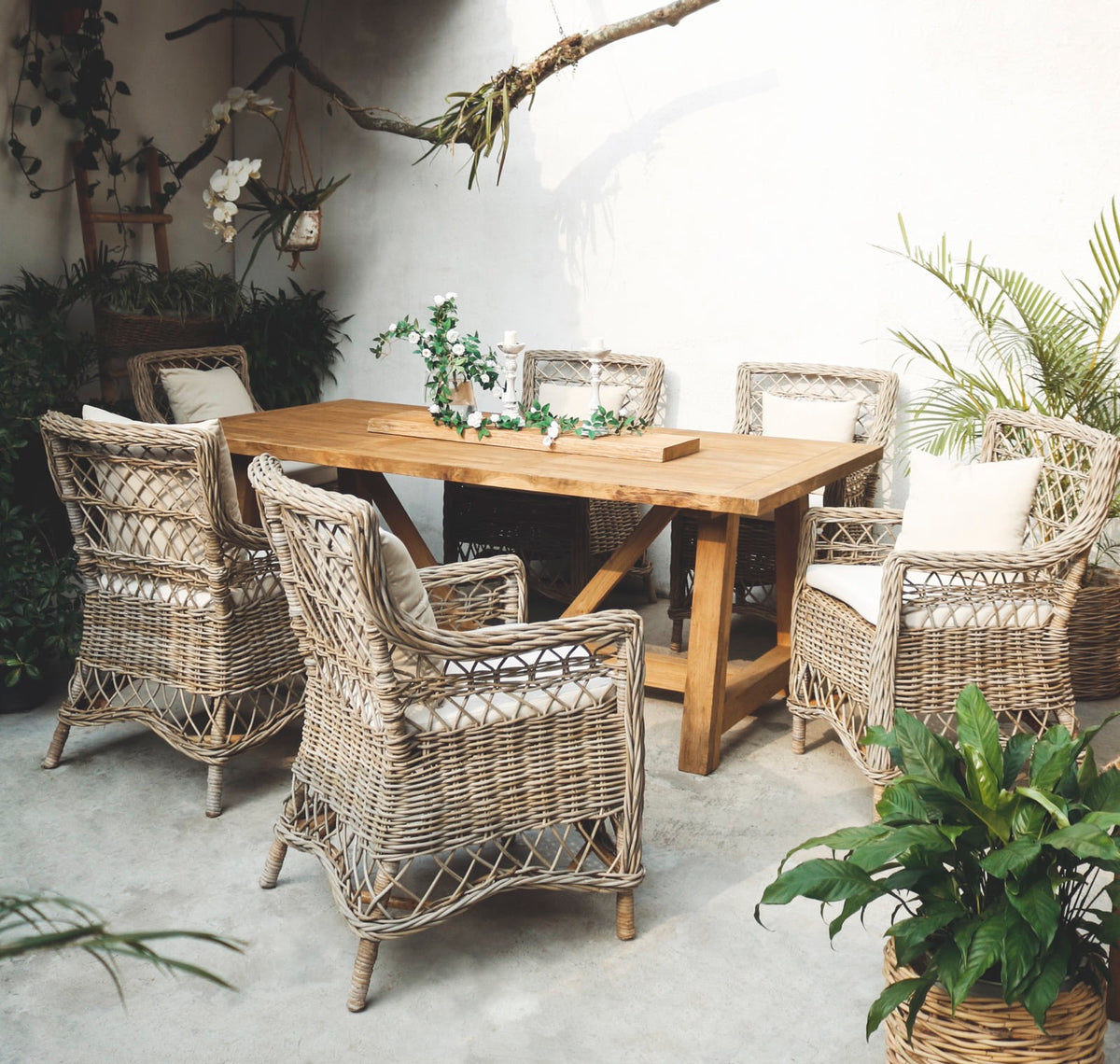Lincoln Dining Table Natural