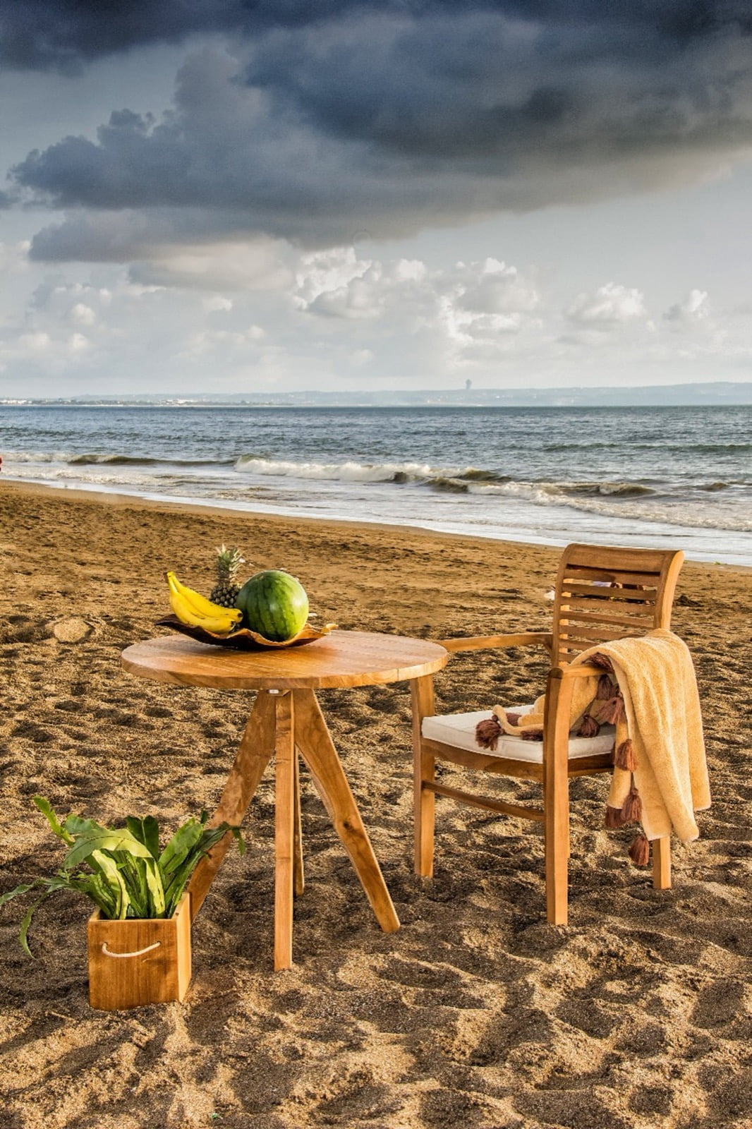 Handcrafted teak armchair – Stacy Arm, boho furniture from BaliSouk