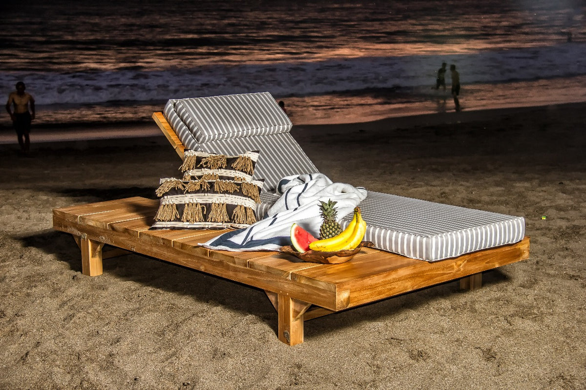 Patras sun lounger in natural materials – handmade boho furniture from Bali