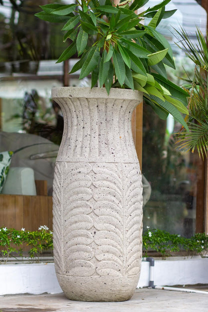 Bali Furniture – Lavida Planter – The Lavida Planter brings warmth, textur
