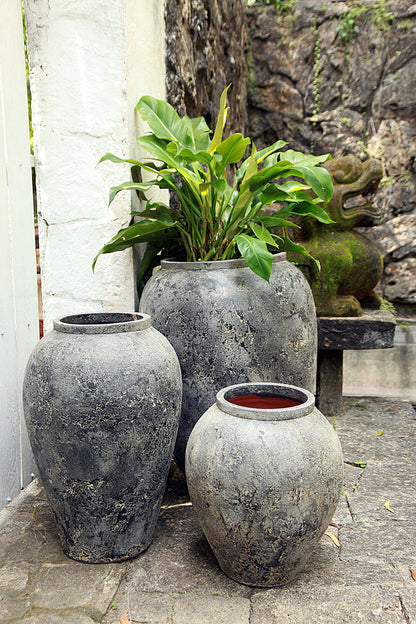 Bali Furniture – Sparta Straight Neck Round Vase Deco S/3