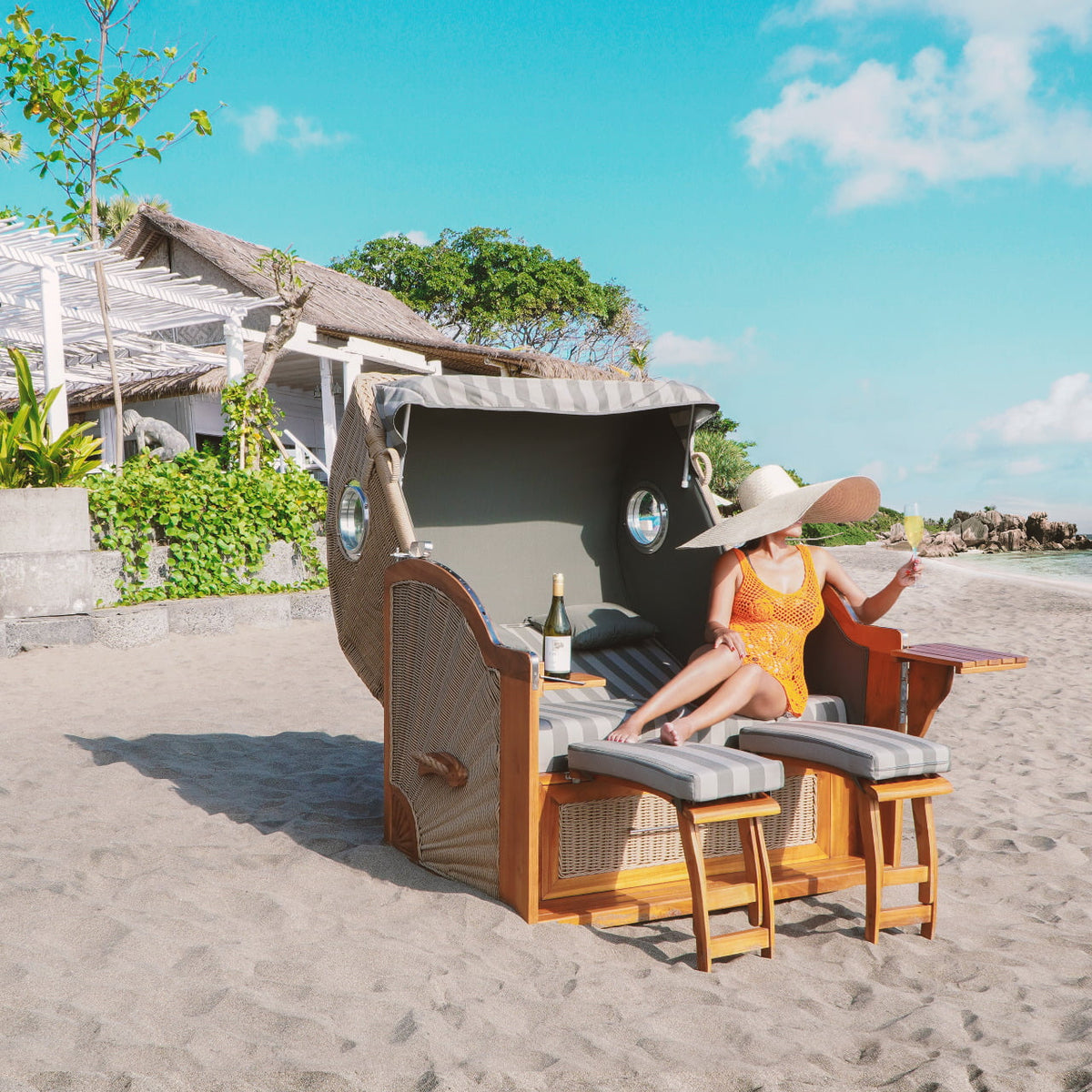 Handcrafted synthetic rattan strandkorb beach chair – Strandkorb Double, boho furniture from BaliSouk