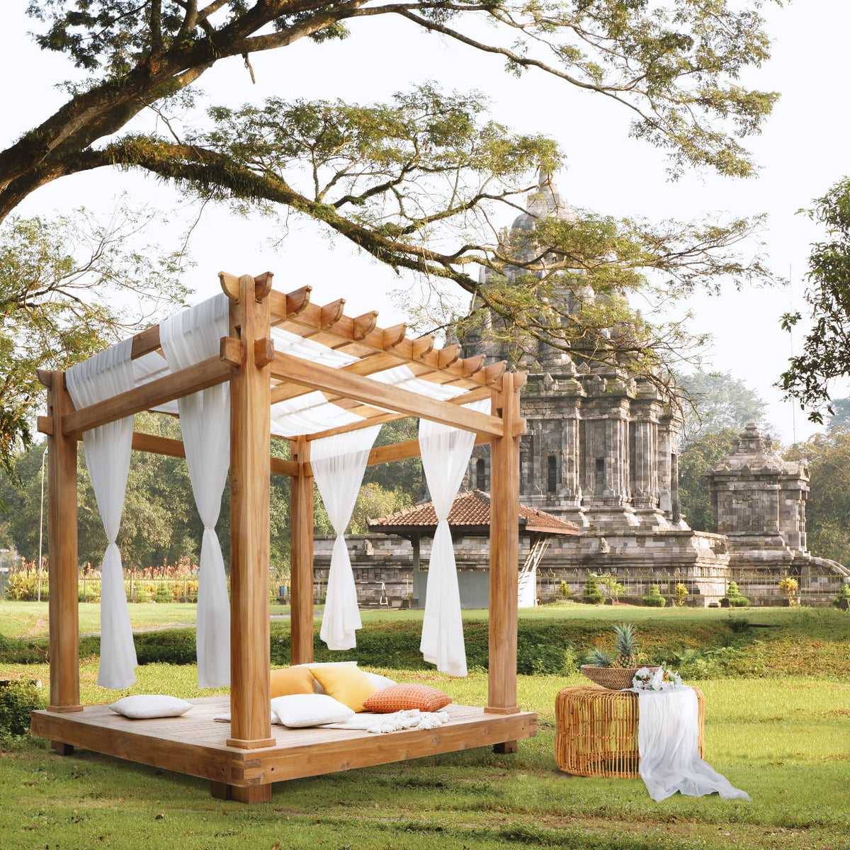 Handmade teak daybed – the Monte Carlo, boho furniture made in Bali