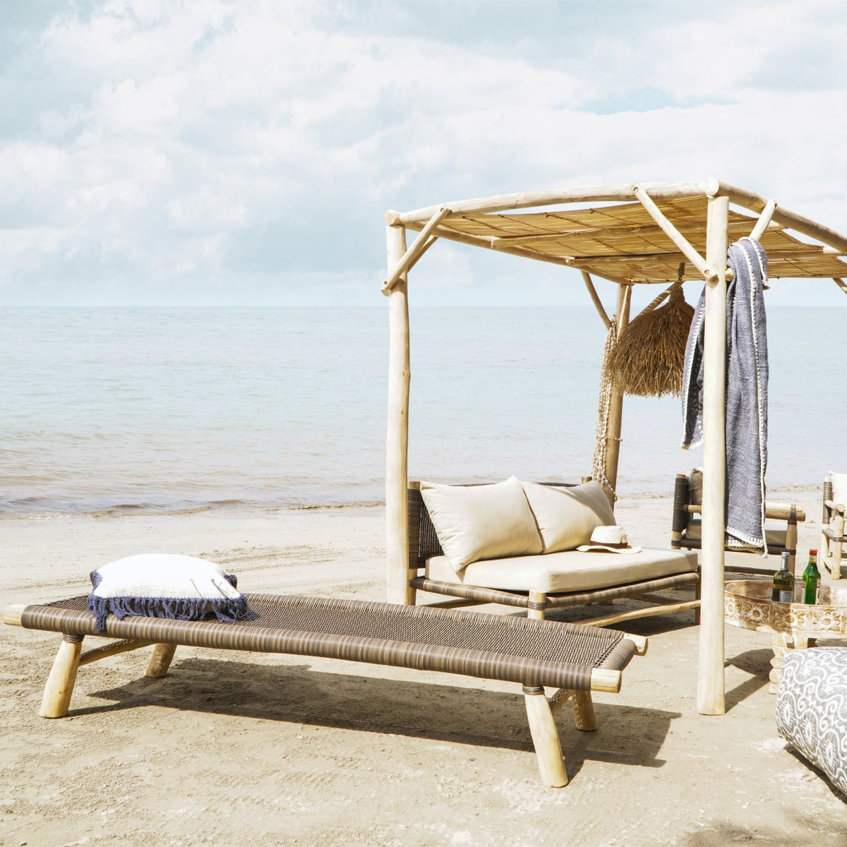 Teak branch sun lounger – Gustavia – boho furniture handmade in Bali by BaliSouk