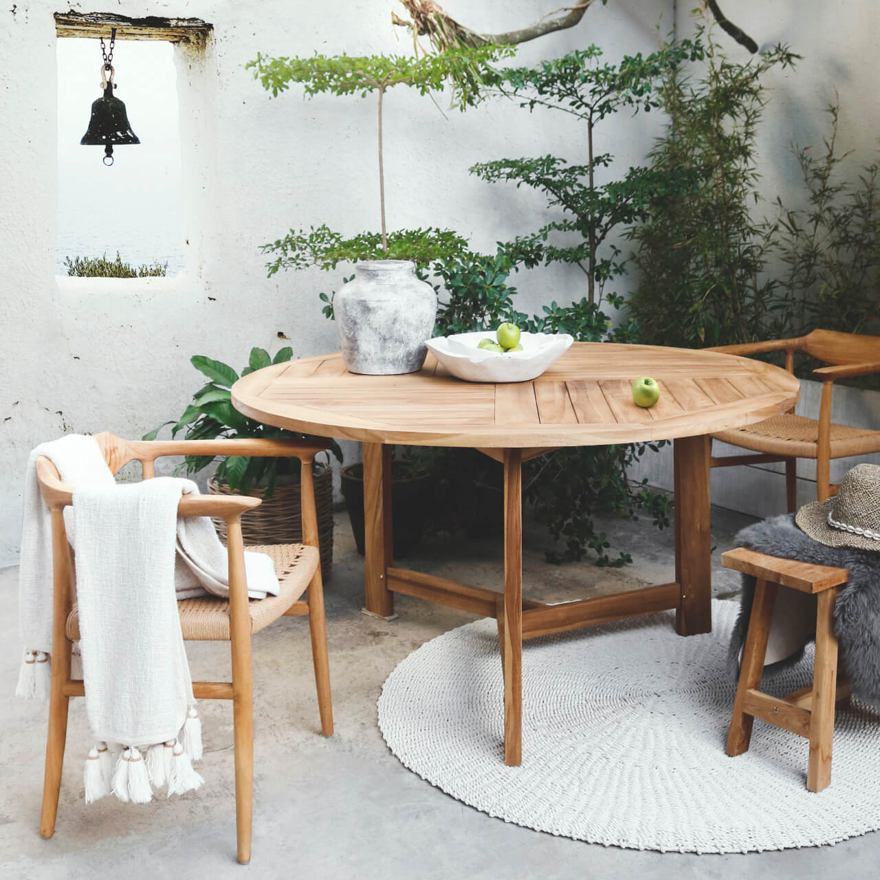 Paros Round Dining Table