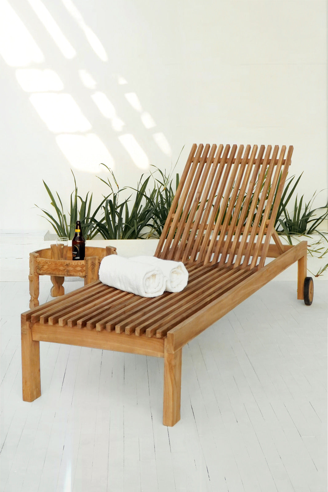 The Linea Sunlounger sun lounger – natural materials, boho furniture handmade in Bali