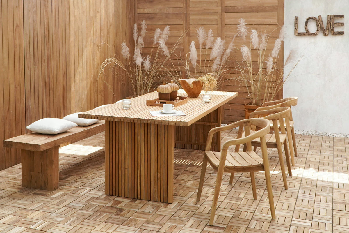 The Bologne dining table – natural materials, boho furniture handmade in Bali