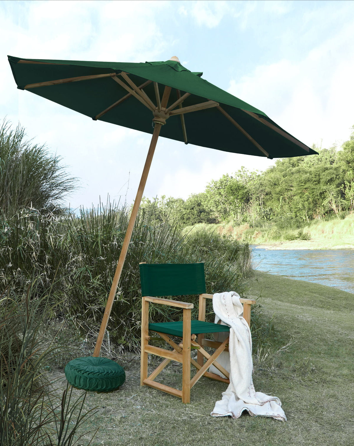 The Anyer umbrella – natural materials, boho furniture handmade in Bali