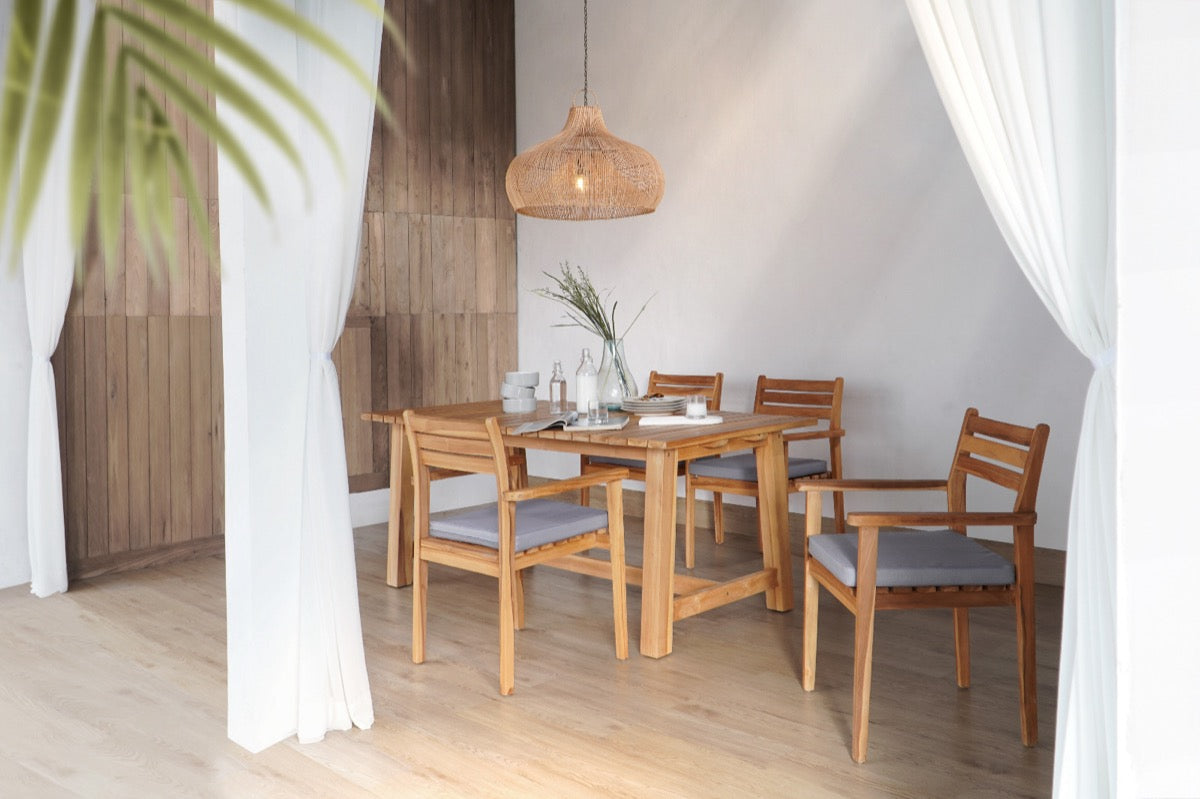 Poseidon Dining Set Of Five With Four Loose Cushion