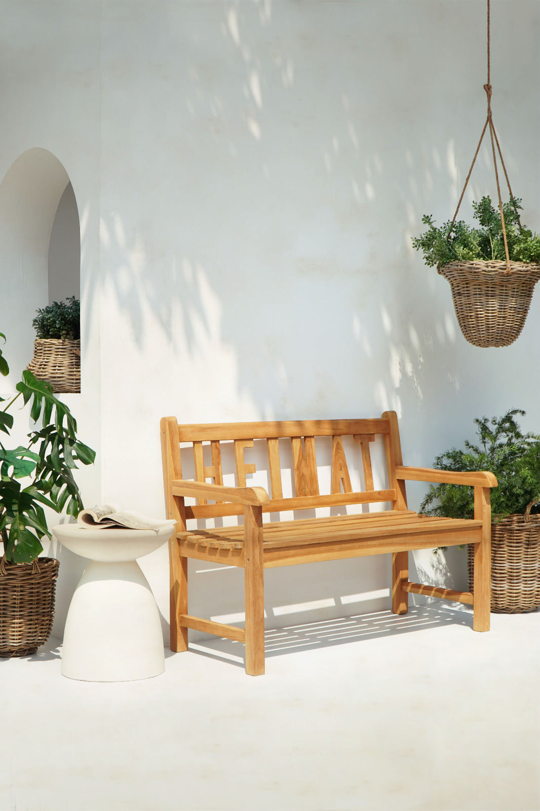 Heimat bench in natural materials – handmade boho furniture from Bali