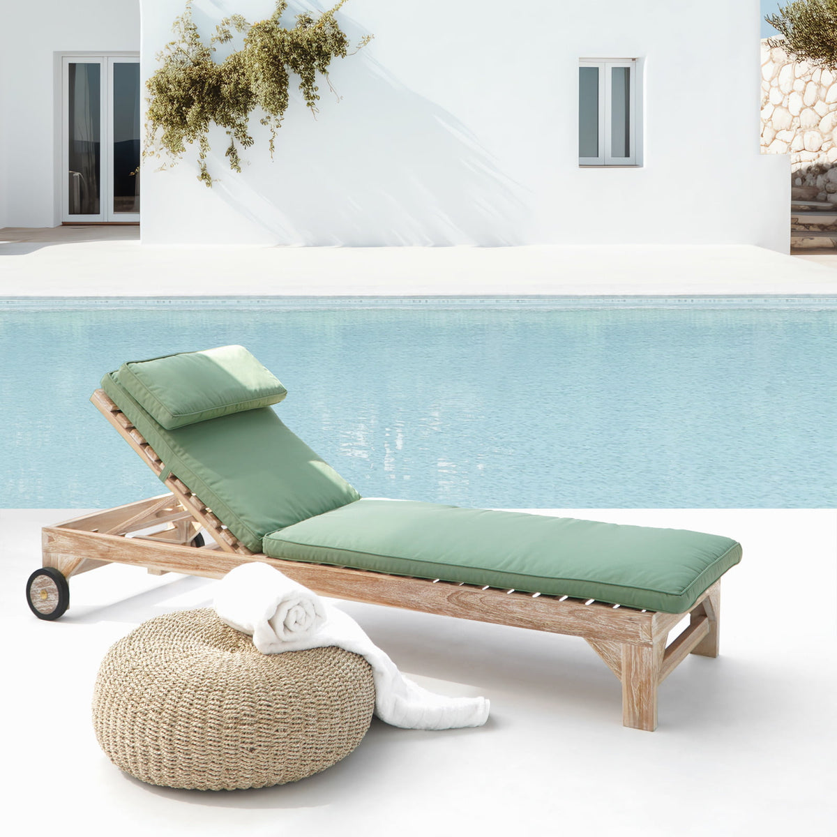 Rama sun lounger in natural materials – handmade boho furniture from Bali