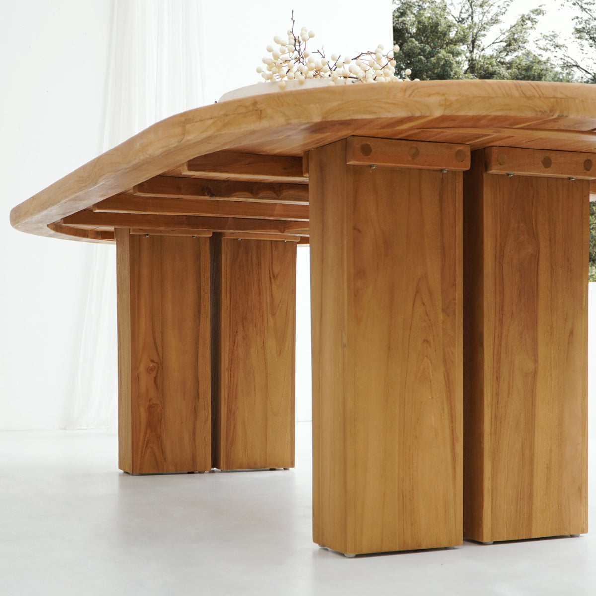 Handcrafted teak dining table – Lionel, boho furniture from BaliSouk