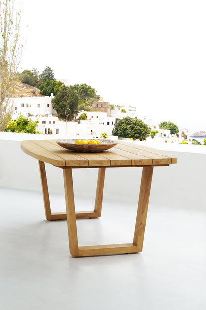 Scandinavia dining table in natural materials – handmade boho furniture from Bali
