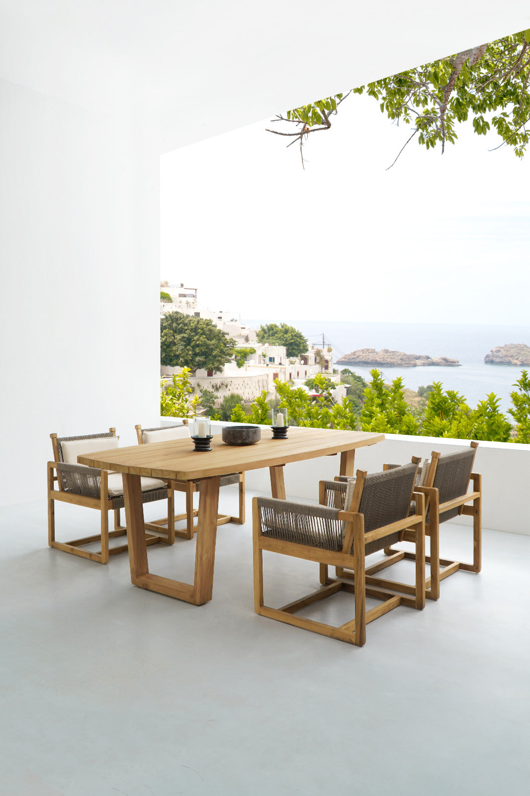 Scandinavia – natural materials dining table, boho furniture from Bali