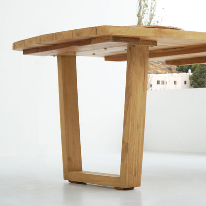 Scandinavia dining table in natural materials – boho furniture by BaliSouk