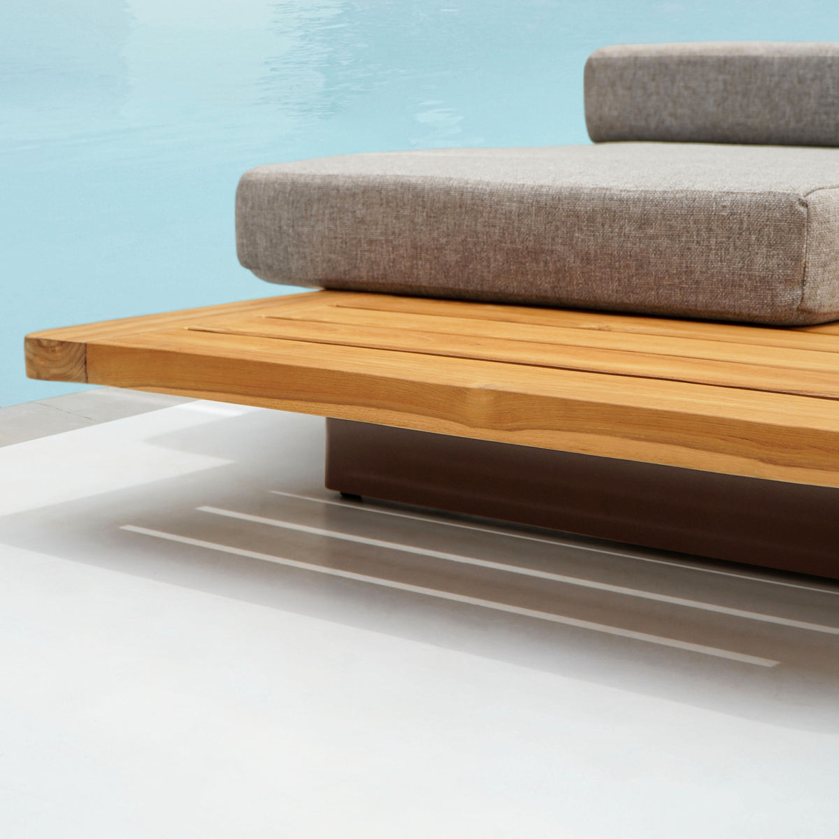 Lazio sun lounger by BaliSouk – boho furniture made in Bali