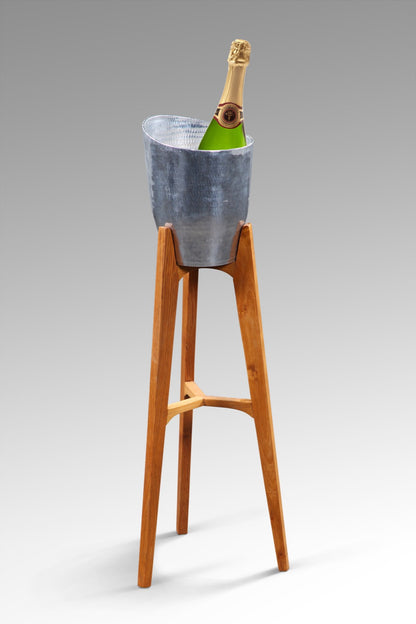The Ypatia Wine pot – natural materials, boho decor handmade in Bali
