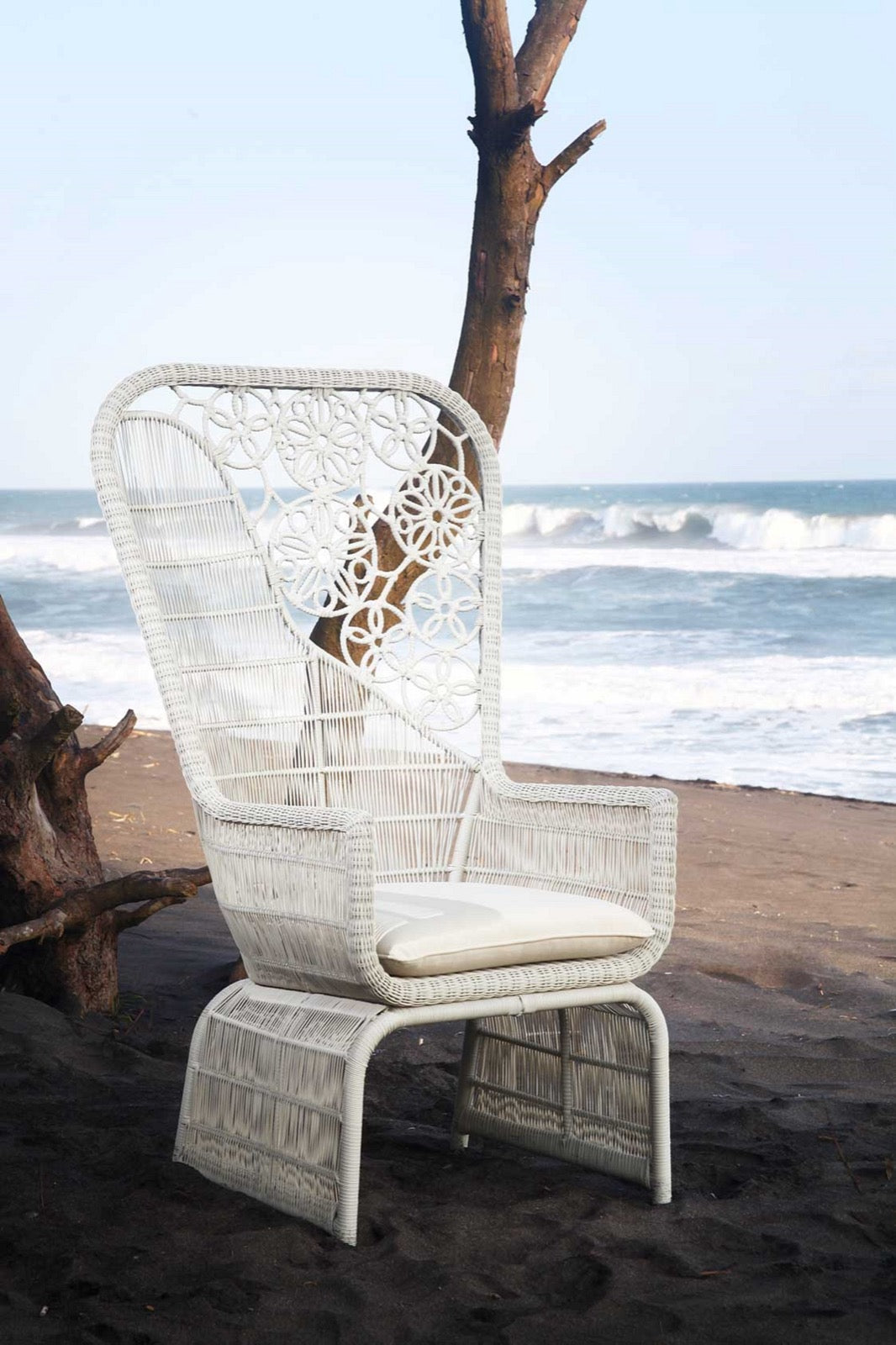 Queen Arm armchair by BaliSouk – boho furniture made in Bali