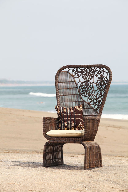 Queen Arm armchair in natural materials – handmade boho furniture from Bali