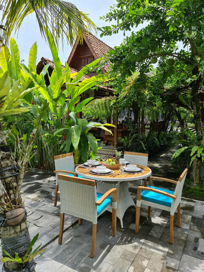 Handcrafted synthetic rattan table – Graciano, boho furniture from BaliSouk