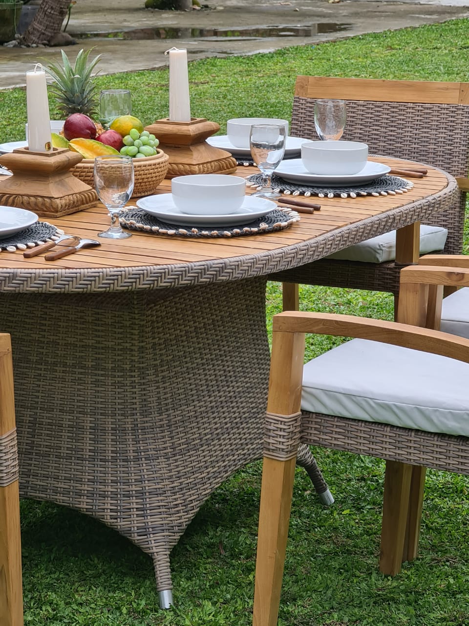 Graciano table by BaliSouk – boho furniture made in Bali